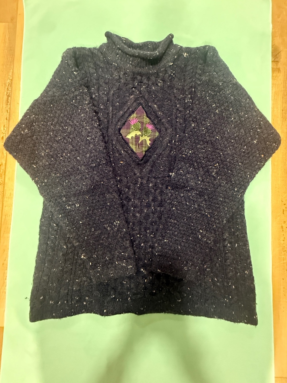 Highland Home Industries Pure New Wool Sweater Made in Scotland • Size S
